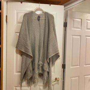 Vince Camuto Woven Wrap Layering Winter Tassel Cape O/S One Size Fits All